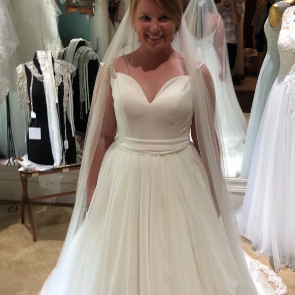 Emmmaline Bridal Wedding Gown